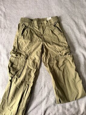 H&M Women’s Olive Green Cargo Pants